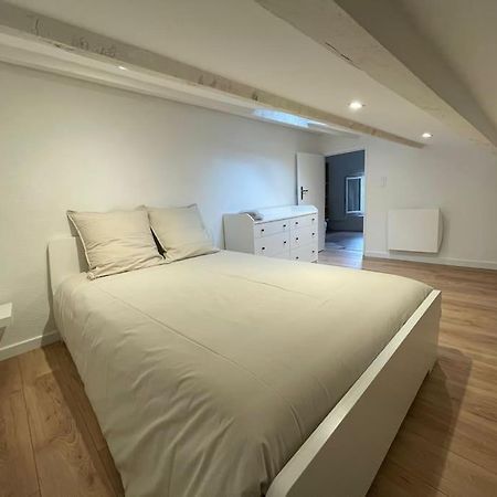 Duplex Sous Les Toits Apartment Riez Exterior photo